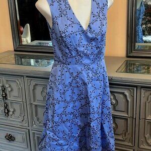 V-Neck Sleeveless Love Circle Dress blue